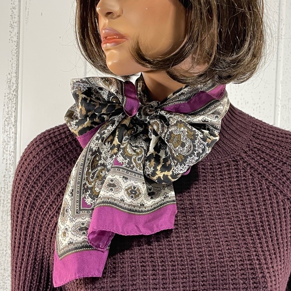 Nicole Miller: Silk Wrap - Picture 1 of 8